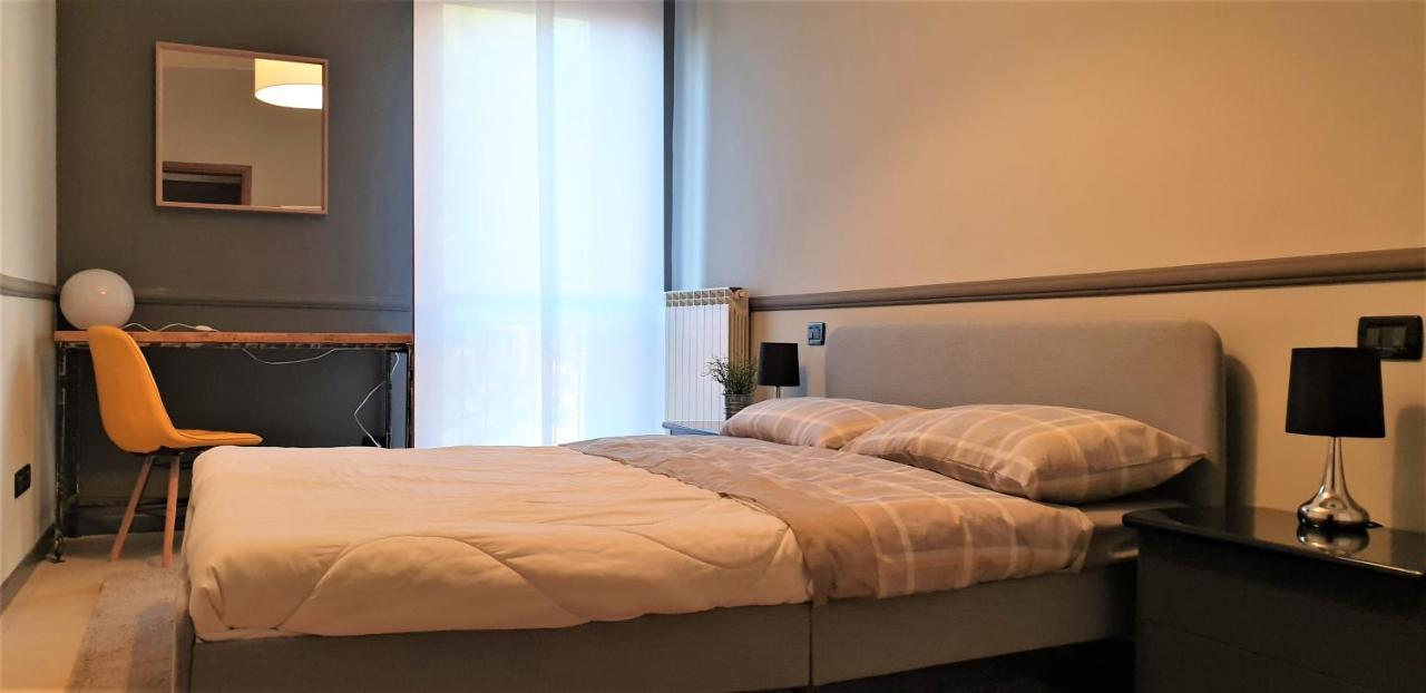 Welcome Brescia Apartments - Volta Bagian luar foto